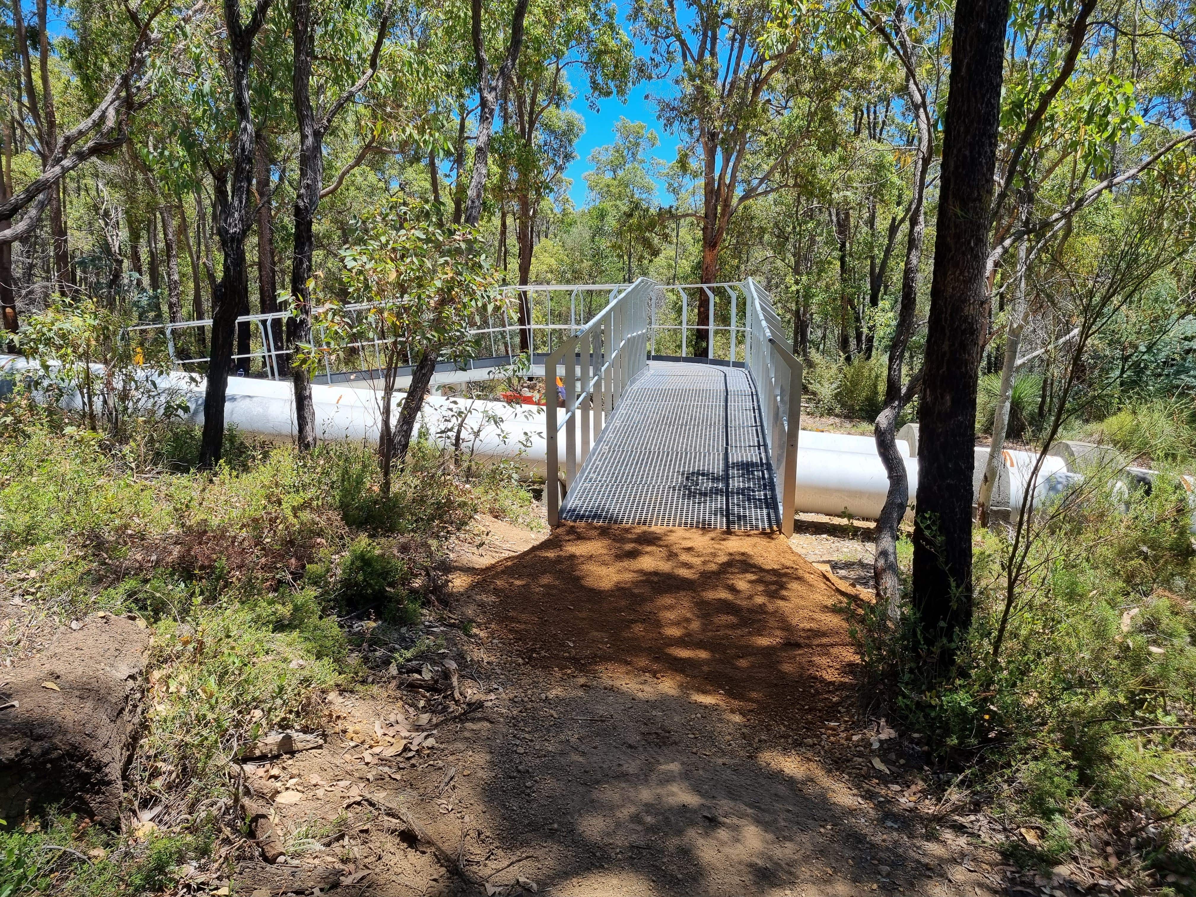 Cycle bridge on the Munda Biddi, concept and installation by Loztrails